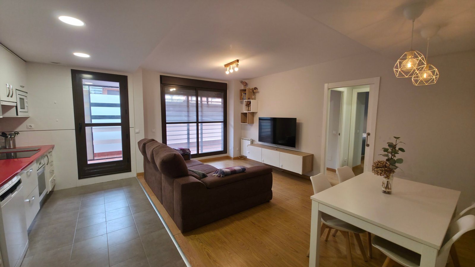 Vídeo inmobiliario profesional en Madrid: guía completa para inmobiliarias y promotoras